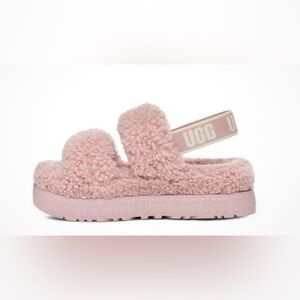 UGG Australia Women’s Oh Fluffita Flatform Sheepskin Sandals/Slippers